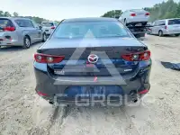 2022 Mazda 3 photo