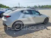 2022 Mazda 3 фото