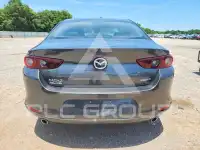 2022 Mazda 3 photo