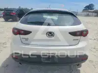 2022 Mazda 3 photo