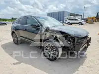 2022 Audi Q3 фото