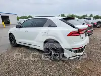 2022 Audi Q8 photo