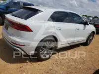 2022 Audi Q8 фото