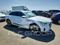 2022 Audi E-TRON фото