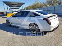 2022 Cadillac CT5 фото