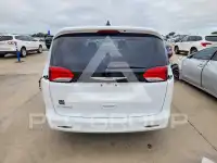 2022 Chrysler Pacifica photo