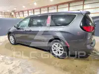 2022 Chrysler Pacifica photo