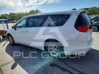 2022 Chrysler Pacifica photo