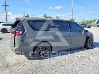 2022 Chrysler PACIFICA photo