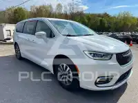 2022 Chrysler PACIFICA фото