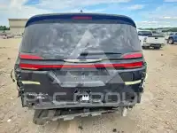 2022 Chrysler PACIFICA photo
