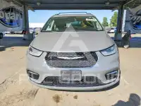 2022 Chrysler PACIFICA photo