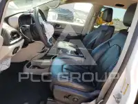 2022 Chrysler PACIFICA photo