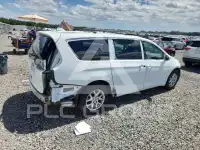 2022 Chrysler PACIFICA photo