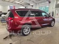 2022 Chrysler PACIFICA photo