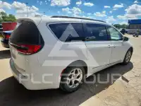 2022 Chrysler PACIFICA фото