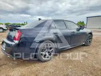 2022 Chrysler 300 photo