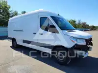 2022 Mercedes Benz Sprinter photo
