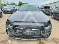2022 Mercedes Benz E-Class photo