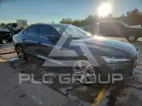 2022 Volvo S60 фото