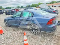 2022 Volvo S60 photo