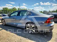 2022 Volvo S60 фото