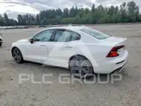 2022 Volvo S60 фото