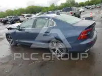2022 Volvo S60 фото