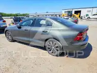 2022 Volvo S60 фото