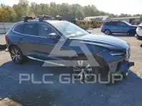 2022 Volvo XC60 фото