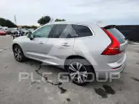2022 Volvo XC60 фото