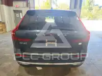 2022 Volvo XC60 photo