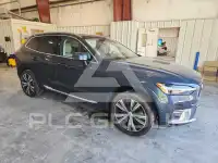 2022 Volvo XC60 photo