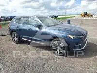 2022 Volvo XC60 фото