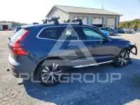 2022 Volvo XC60 фото