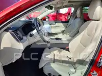 2022 Volvo XC60 фото