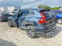 2022 Volvo XC60 фото