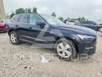 2022 Volvo XC60 фото
