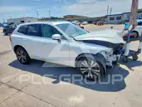 2022 Volvo XC60 фото