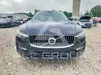 2022 Volvo XC60 фото