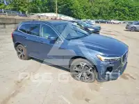 2022 Volvo XC60 фото