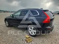 2022 Volvo XC60 фото