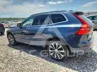 2022 Volvo XC60 фото