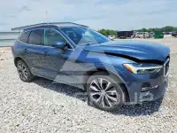2022 Volvo XC60 фото