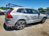 2022 Volvo XC60 фото