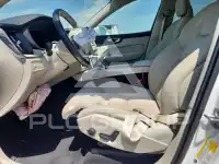 2022 Volvo XC60 фото