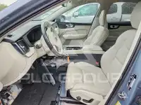 2022 Volvo XC60 фото