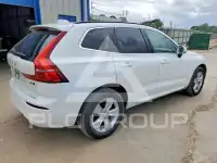 2022 Volvo XC60 фото