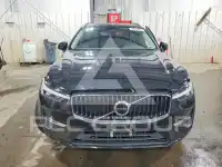 2022 Volvo XC60 фото