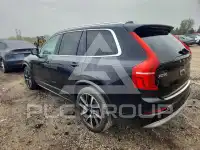 2022 Volvo XC90 фото